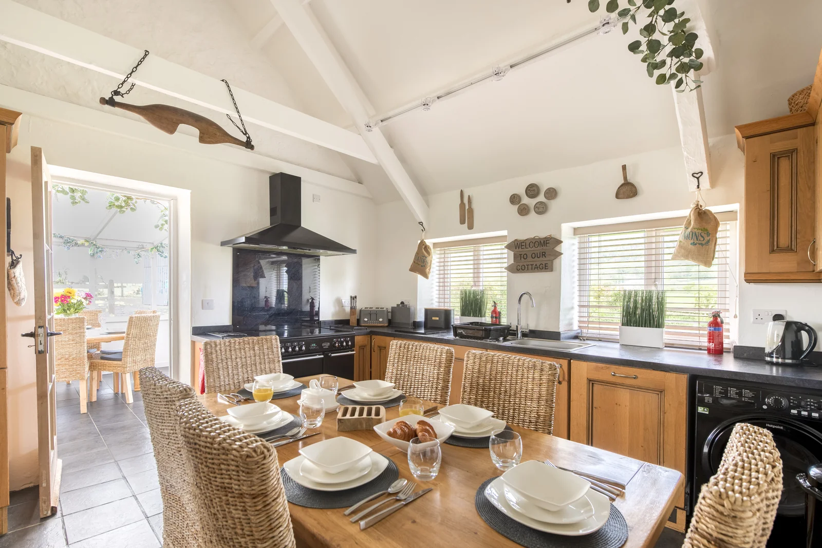Traditional farmhouse kitchen at Tyn y Big Estate