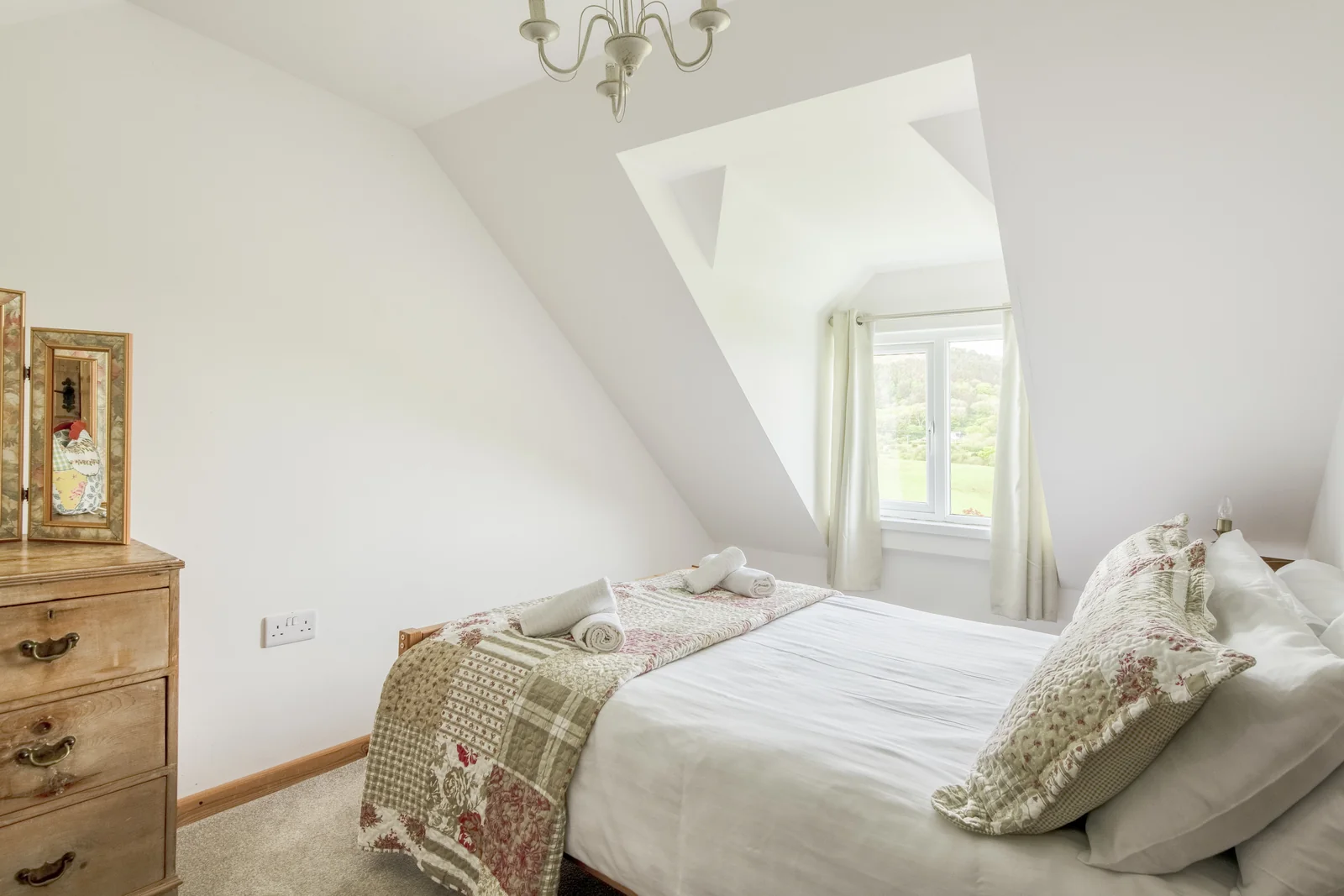 Upstairs double bedroom