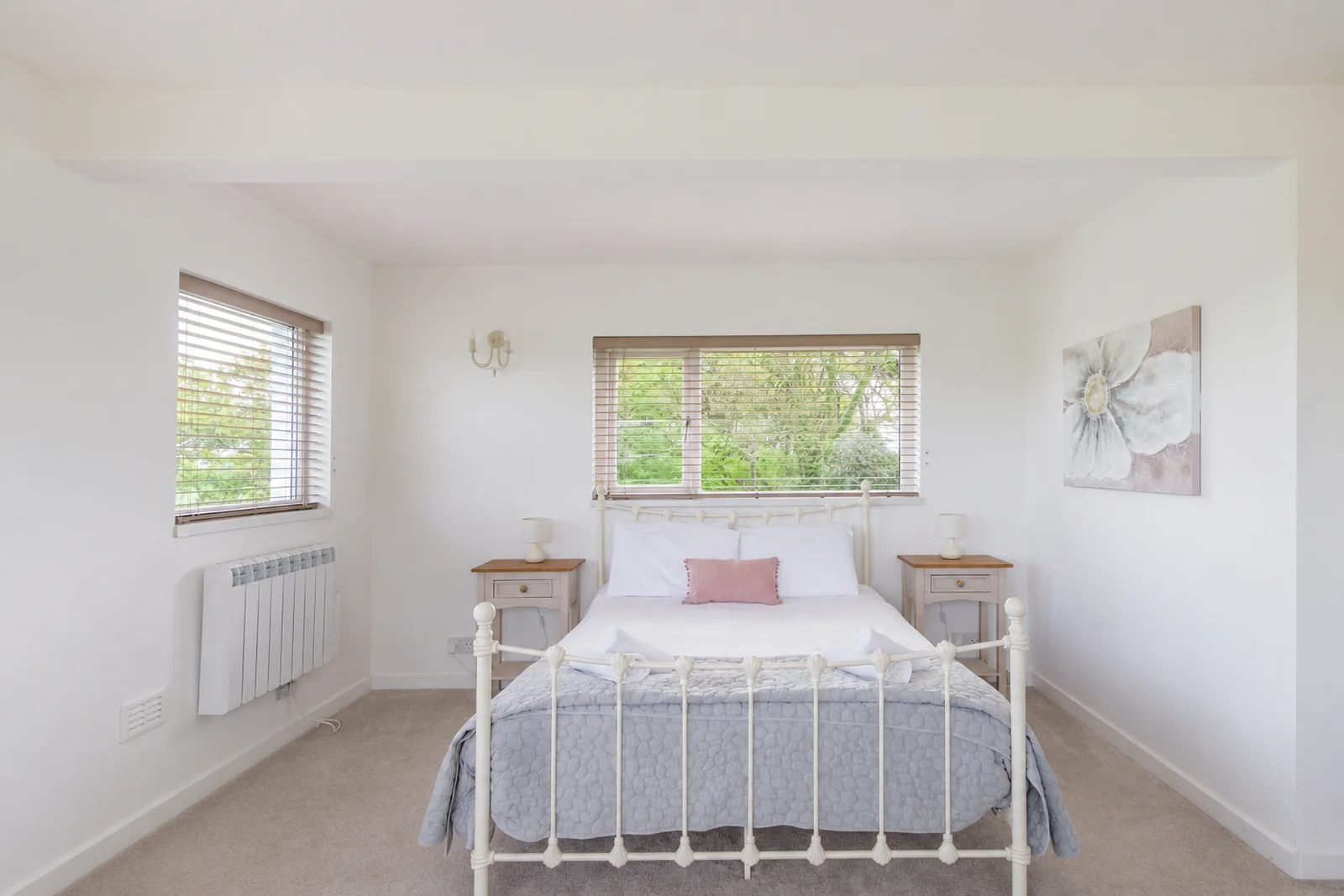 Master bedroom, reverse view
